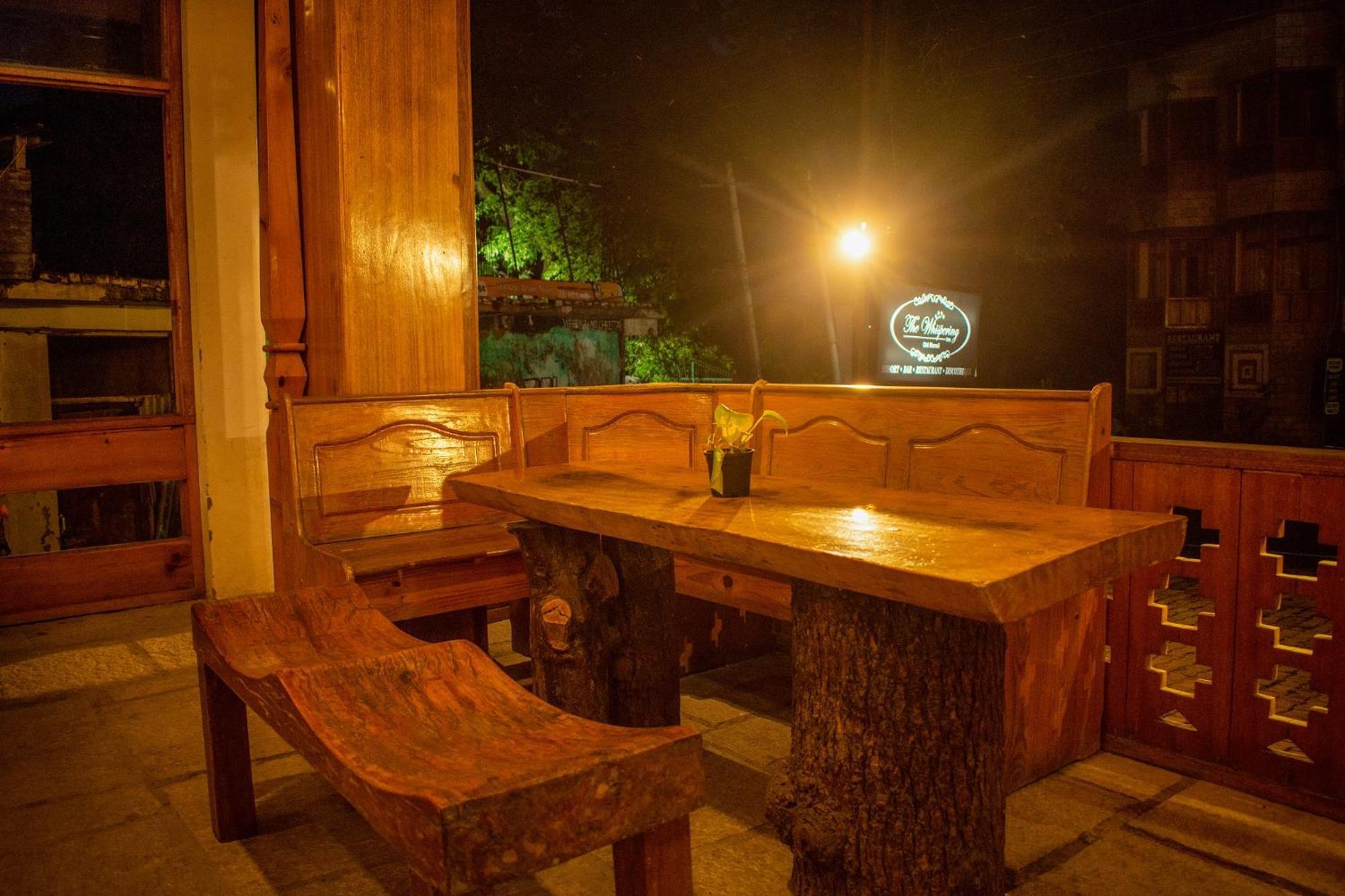 The Whispering Inn Resort And Bar Manali  Exterior photo
